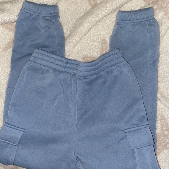 Girls NY drawstring sweats in light blue - Picture 2 of 4